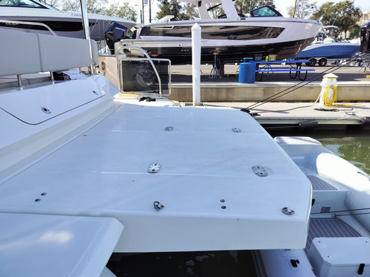 5" Oval Threaded Deck Plate