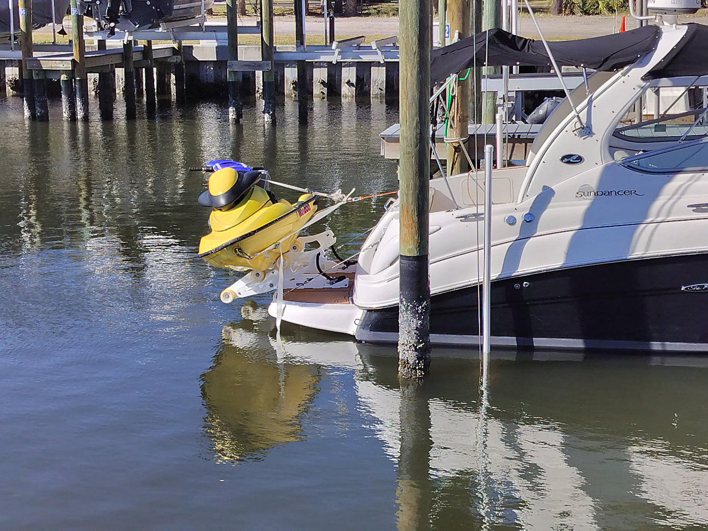 HEAVY DUTY TILTING DAVIT CHOCKS